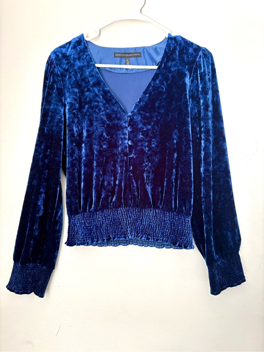 White House Black Market Blue Crushed Velvet Smocked V-Neck Blouse Size Small